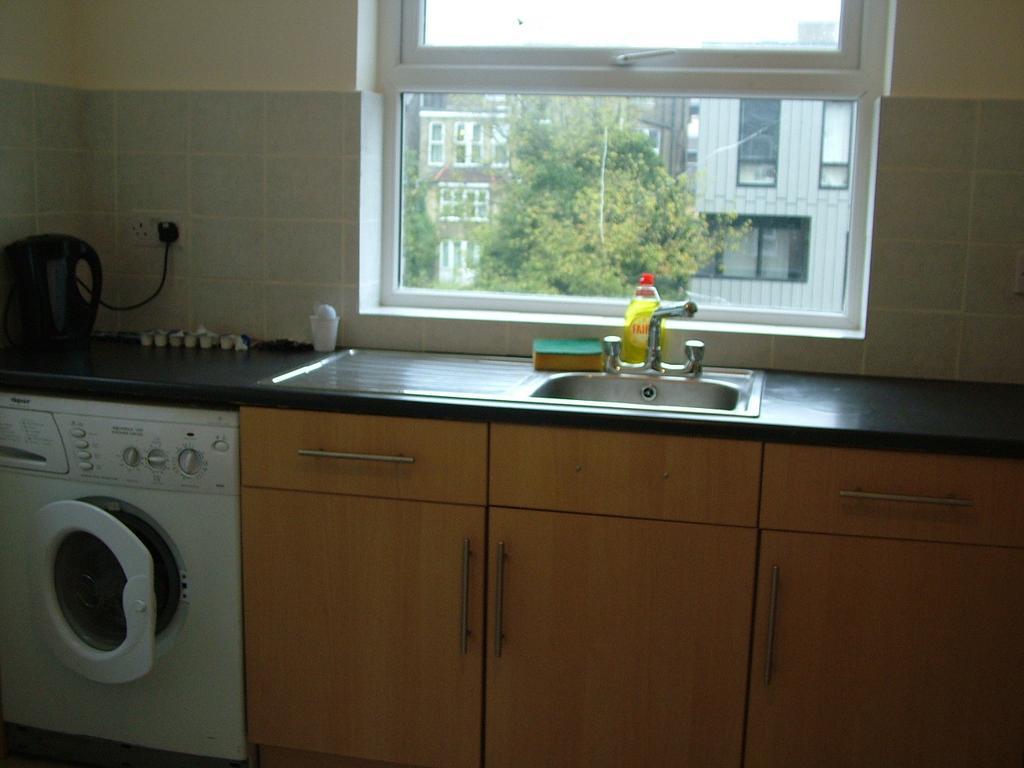 Central Park @ Finsbury Park London Room photo
