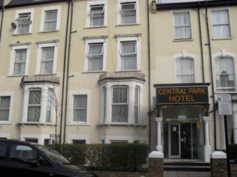Central Park @ Finsbury Park London Exterior photo