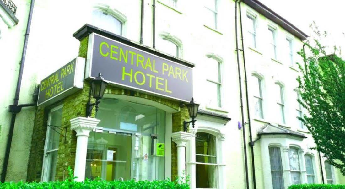 Central Park @ Finsbury Park London Exterior photo